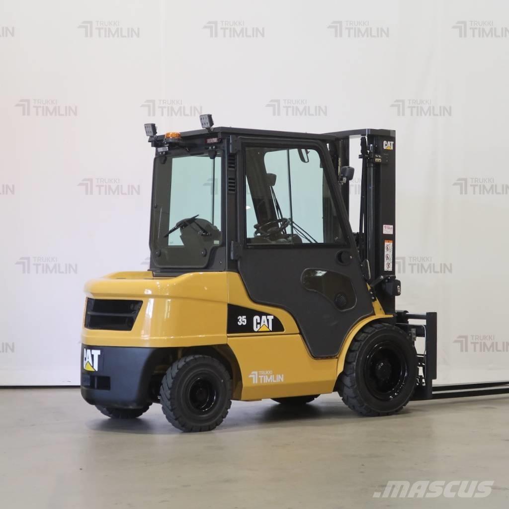 CAT DP35NT Dizelski viličarji