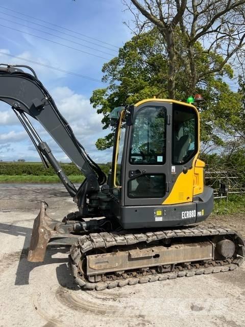 Volvo ECR 88 D Midi bagri 7t – 12t