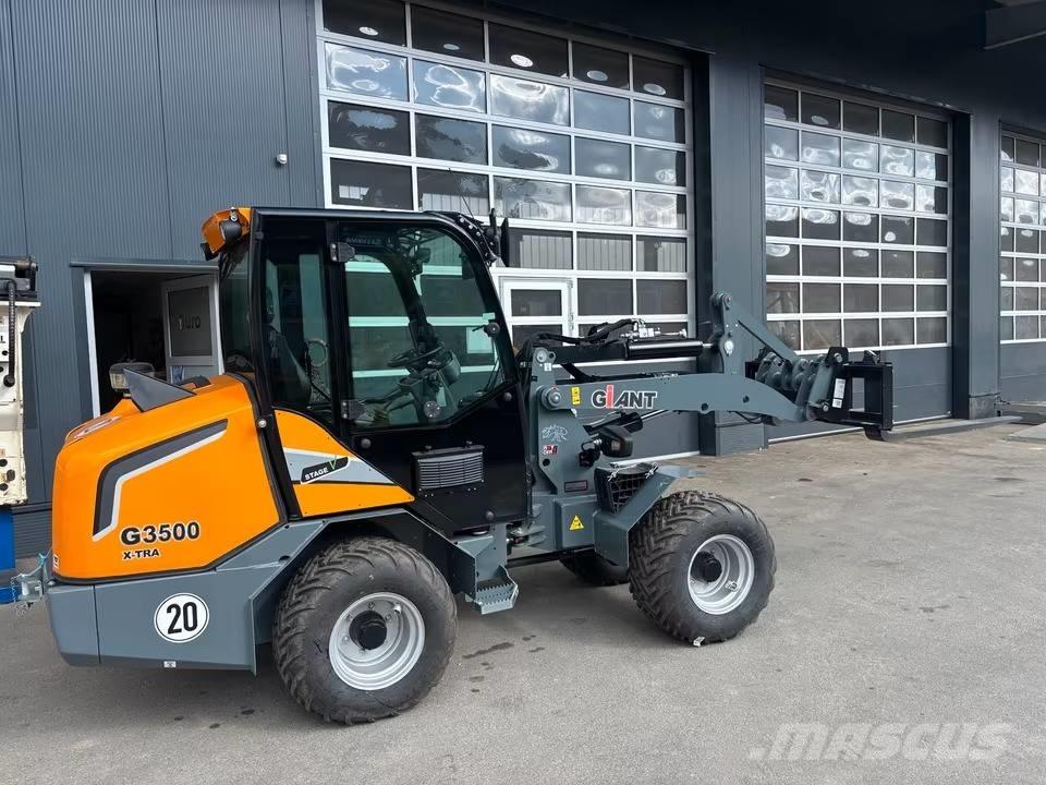 GiANT G 3500 X-tra Kolesni nakladalci