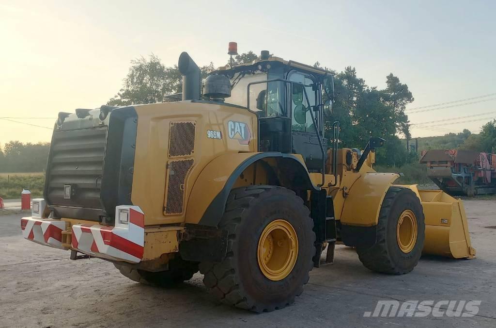 CAT 966 M Kolesni nakladalci