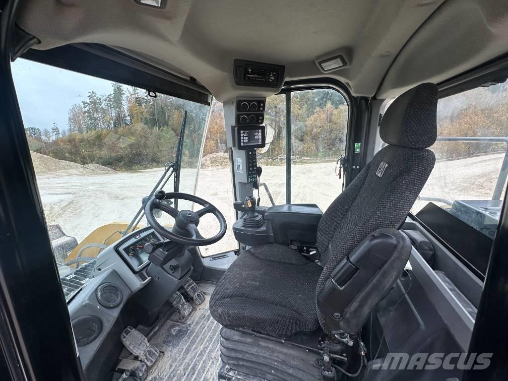 CAT 950 M Kolesni nakladalci