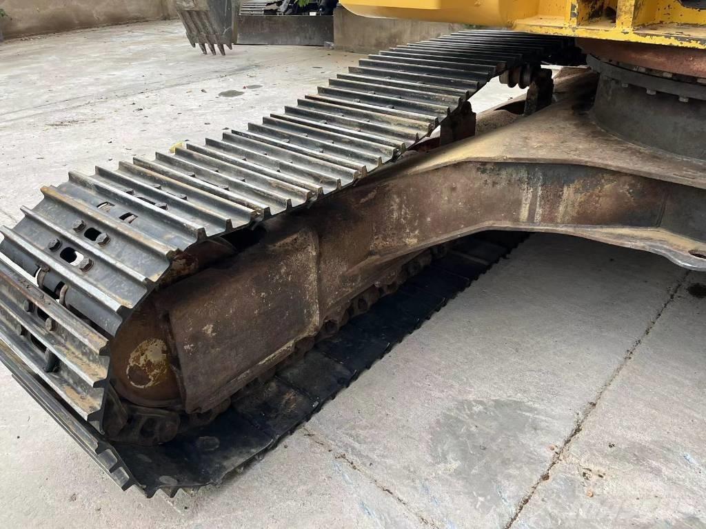 Sumitomo SH200Z3 Bagri goseničarji