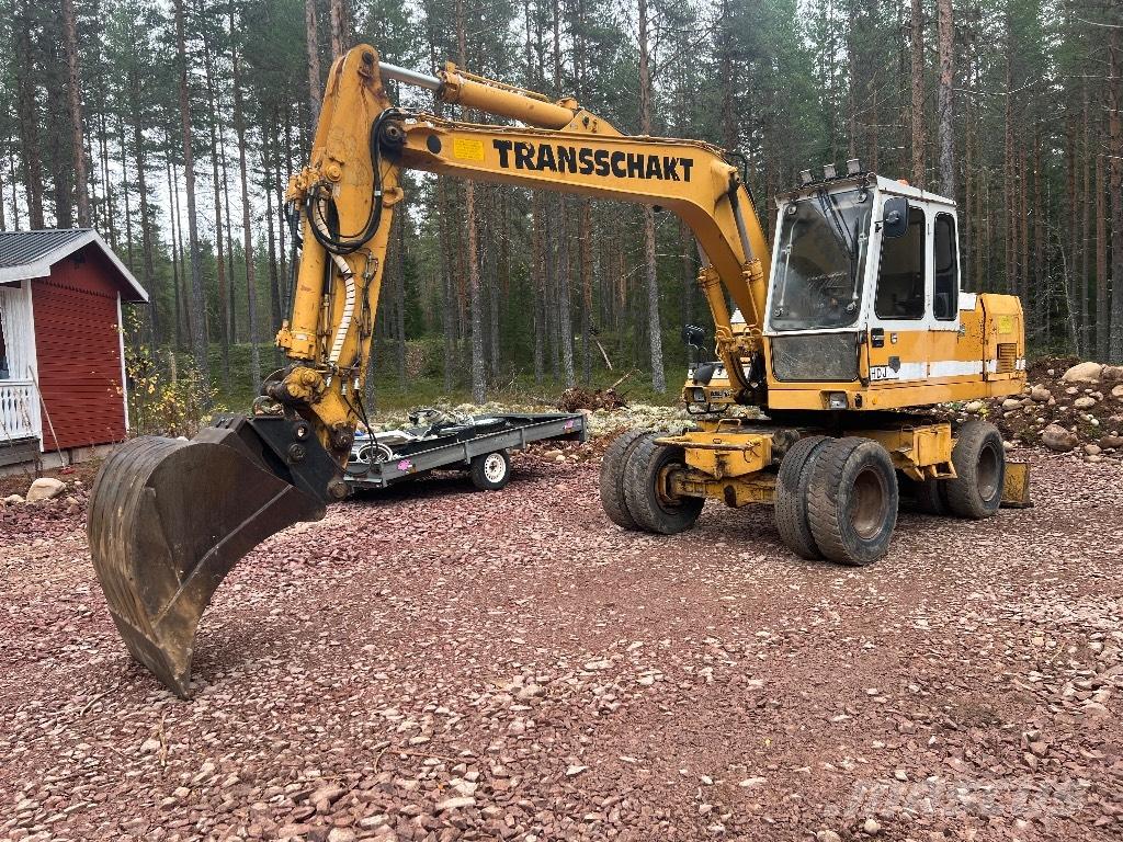 Liebherr 902 Bagri na kolesih