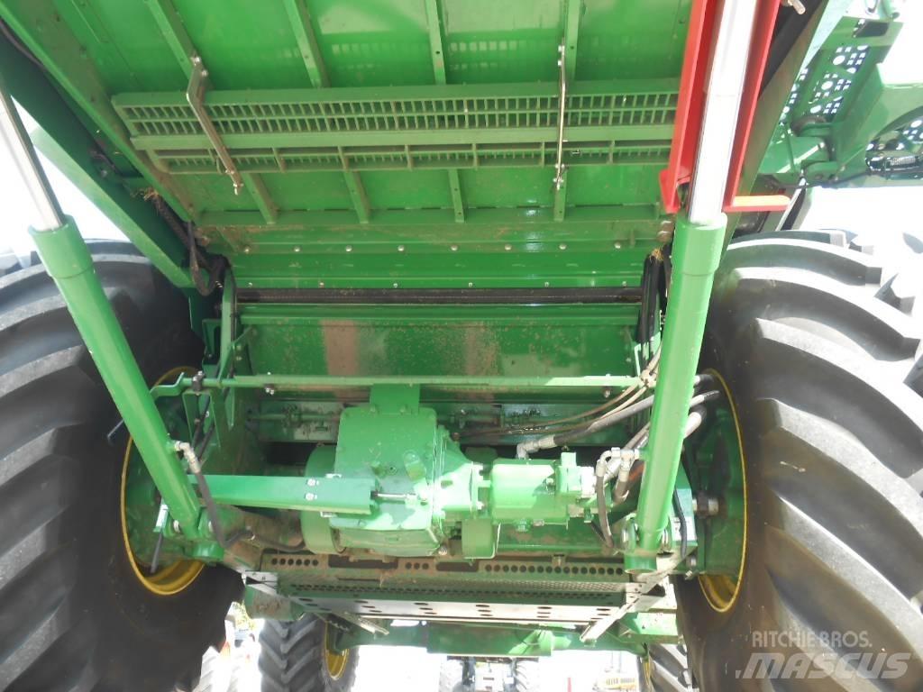 John Deere T550i Kombajni