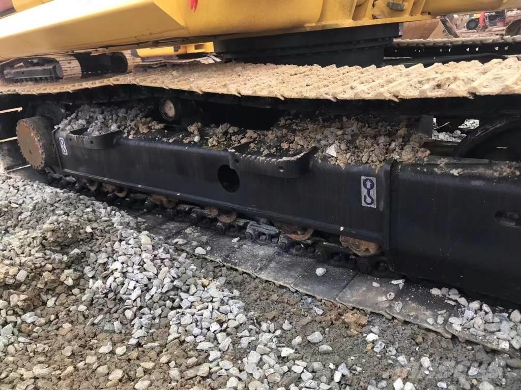 Komatsu PC 110 Bagri goseničarji