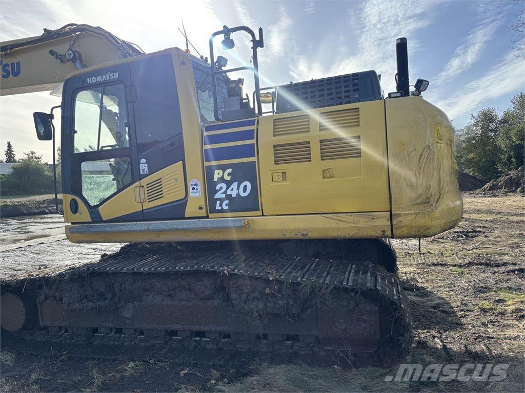 Komatsu PC240LC-11 Bagri goseničarji