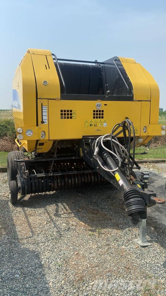 New Holland BR 7060 Balirke (okrogle bale)