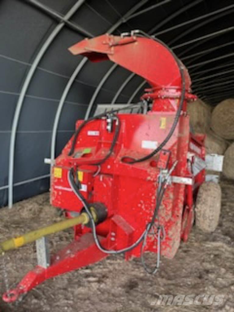 Silofarmer P 280 Rezač za bale, oprema za rezanje in odvijanje bal