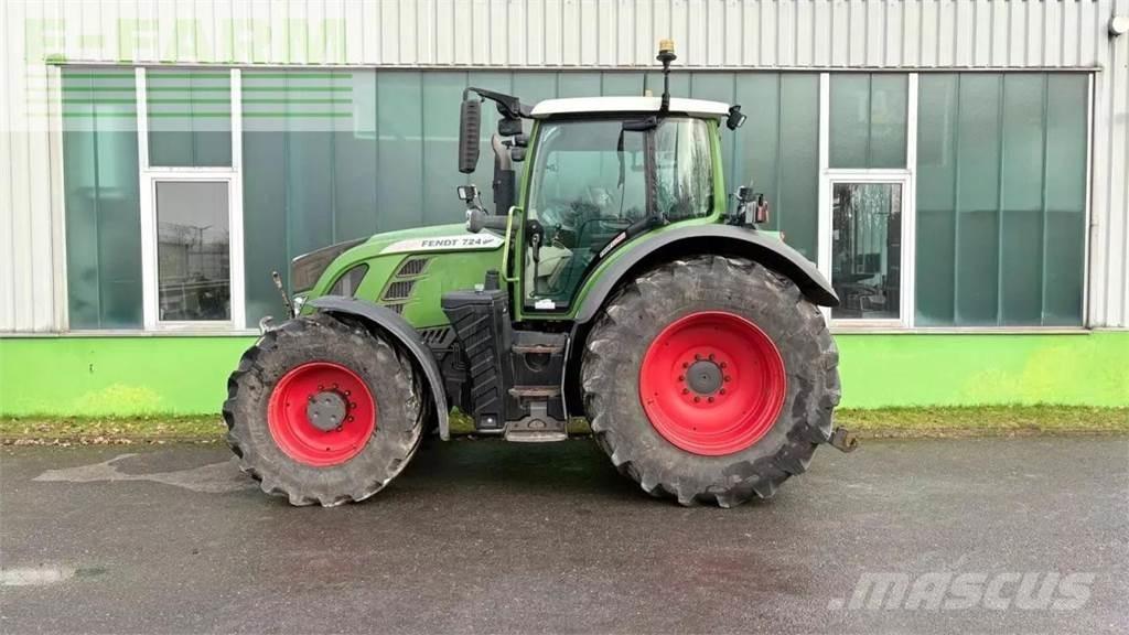 Fendt 724 vario s4 Traktorji