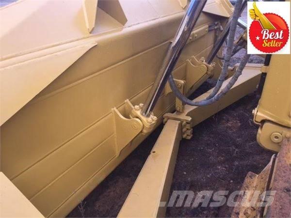 CAT D 6 R Buldožerji goseničarji