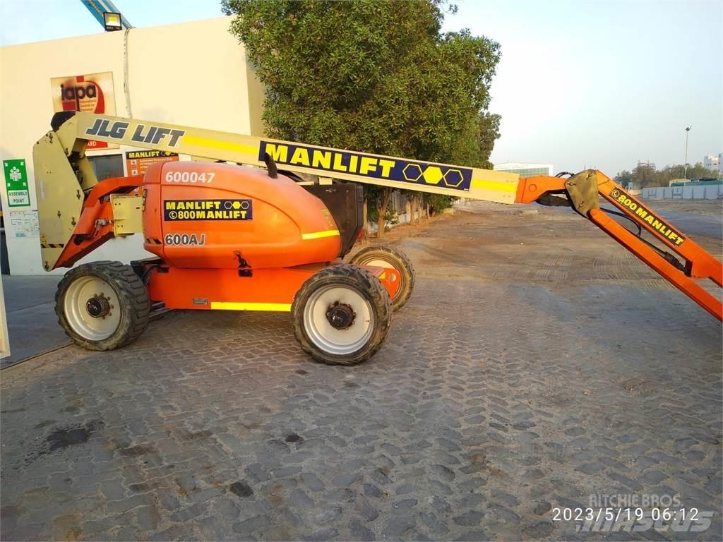 JLG 600AJ Zglobne dvižne ploščadi