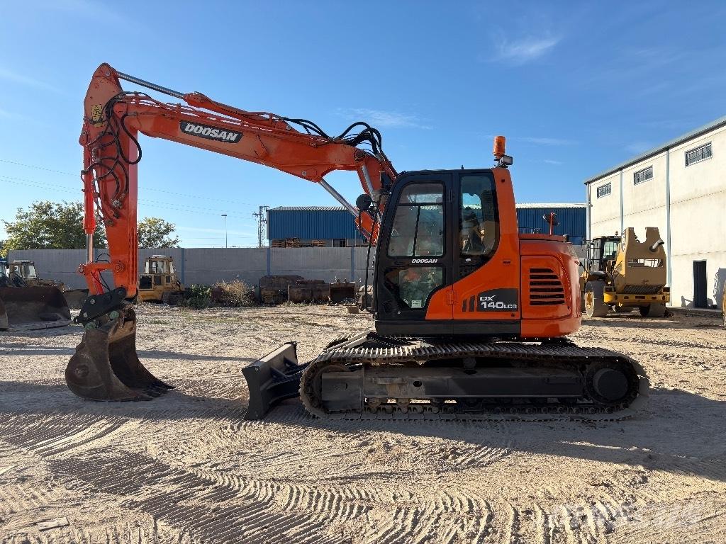 Doosan DX 140 LCR-3 Bagri goseničarji