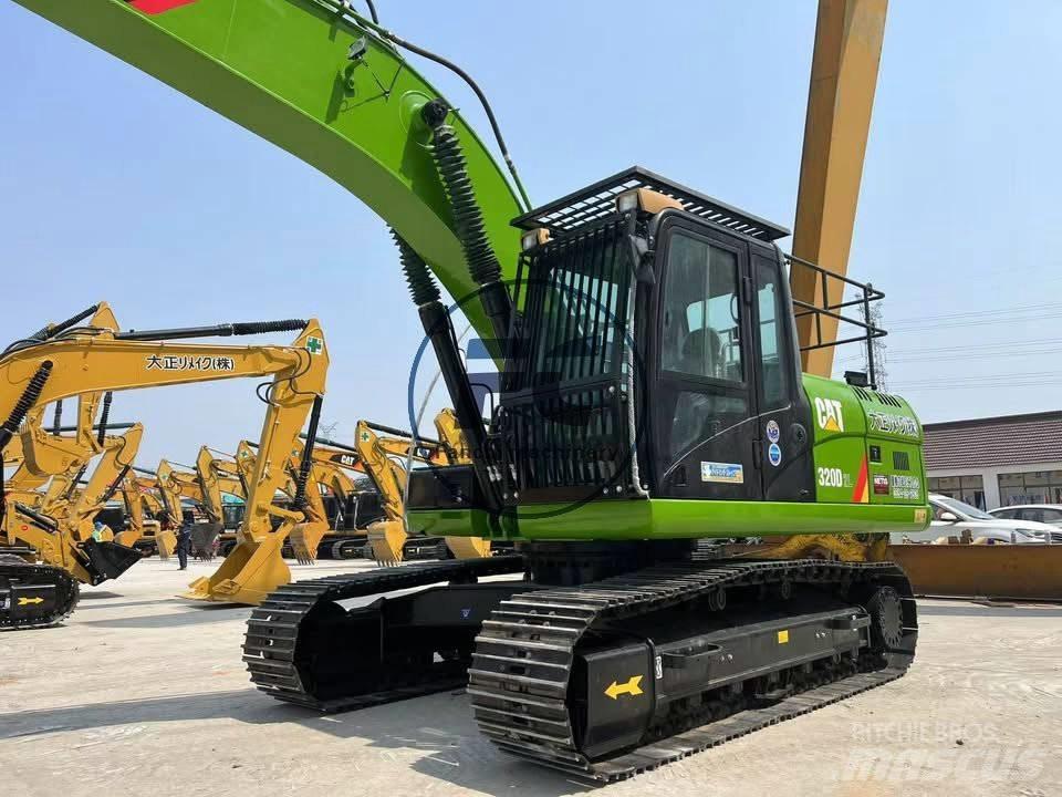CAT 320 D 2 Bagri goseničarji