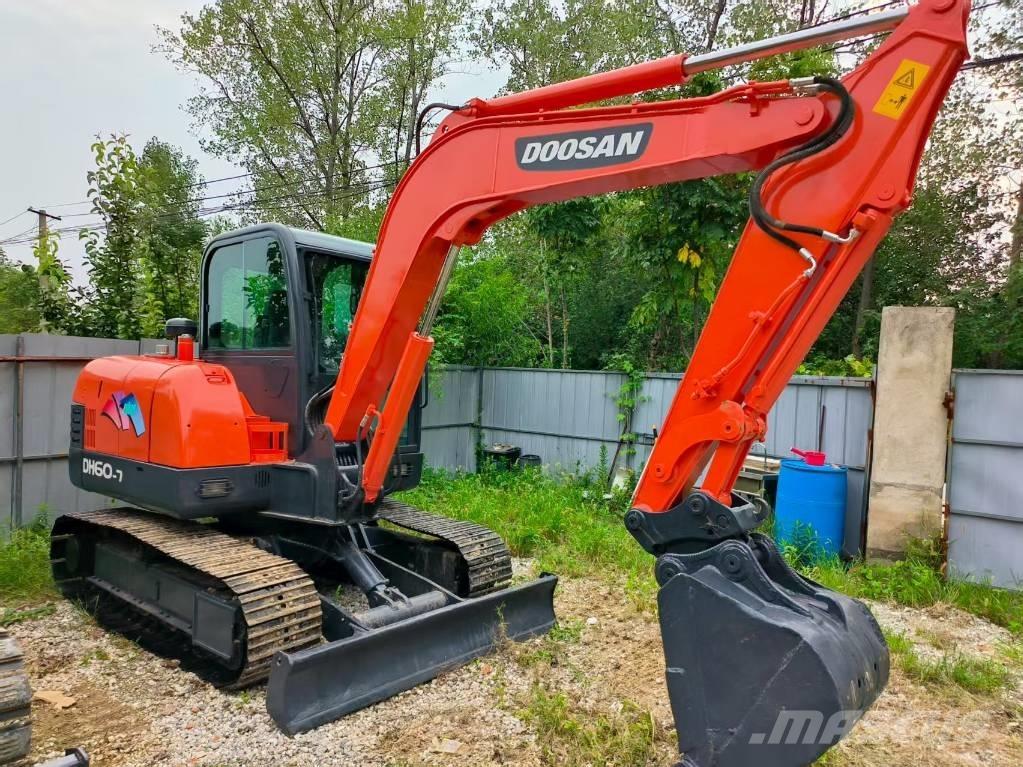 Doosan DH 60 Mini bagri <7t