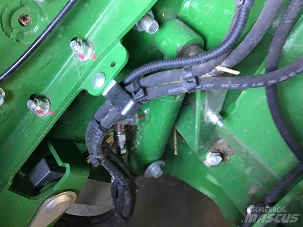 John Deere V461M Balirke (okrogle bale)