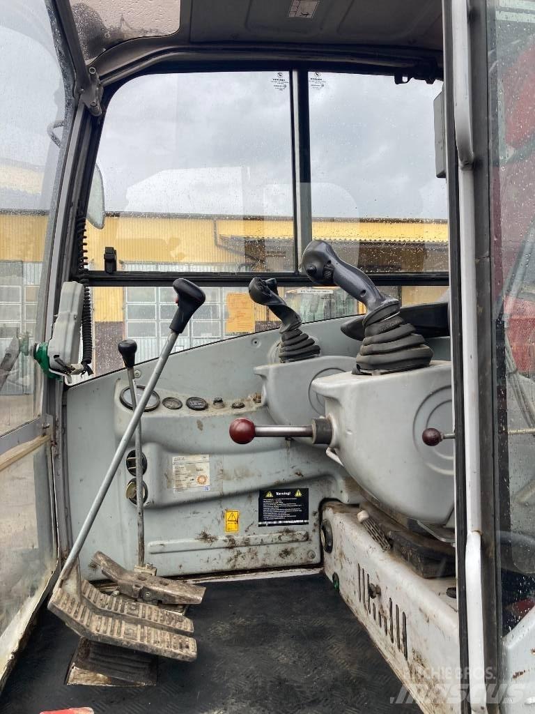 Neuson 8003 Midi bagri 7t – 12t