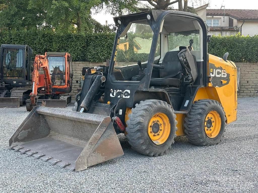 JCB 225 Mini nakladalci