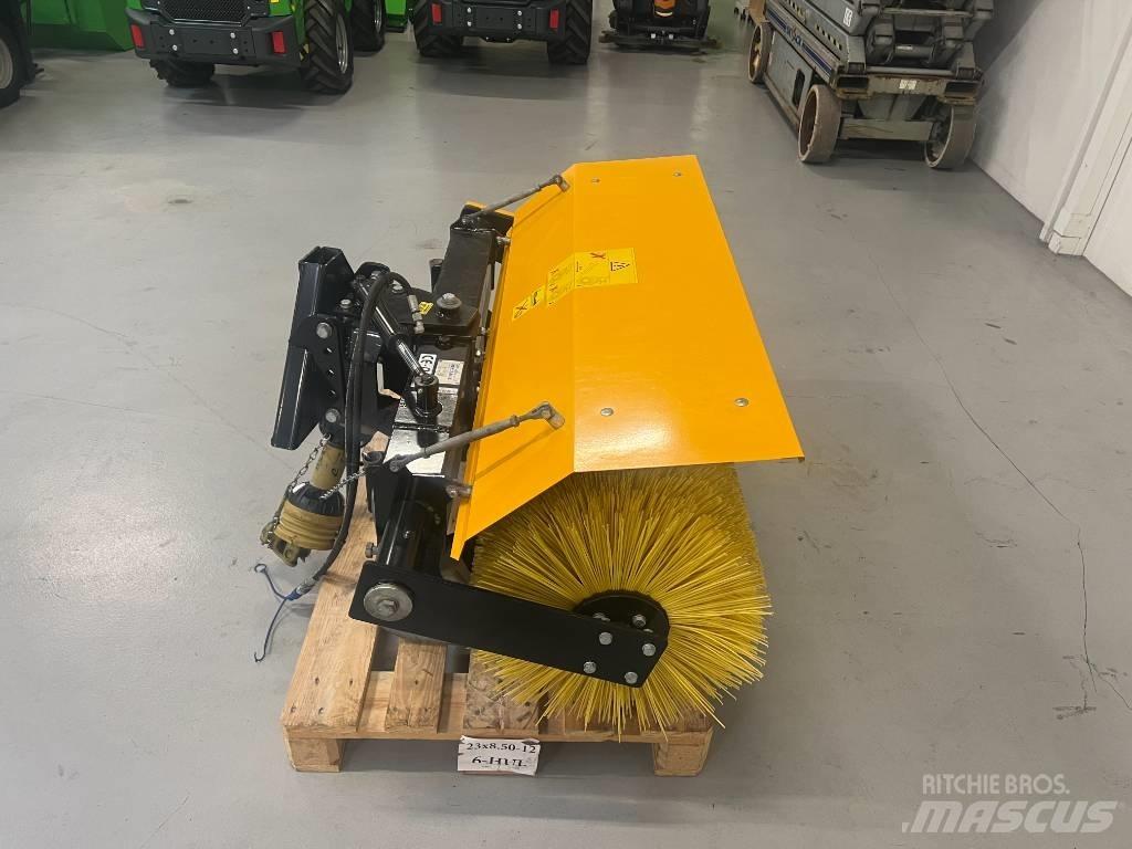 GMR FF 1300 LSA Cestni pometači