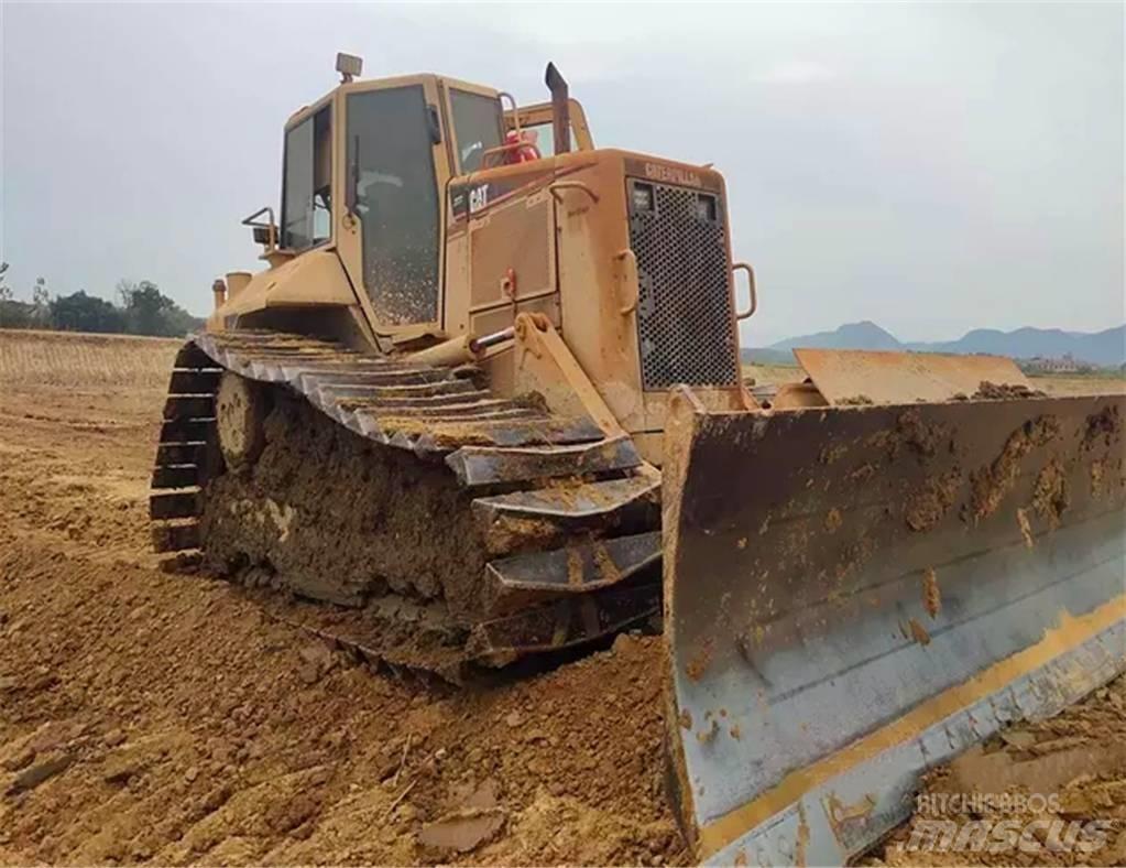 CAT D 5 N Buldožerji goseničarji