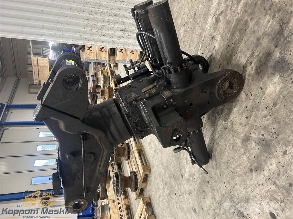 John Deere Ch9 Dvigala za gozdne kombajne