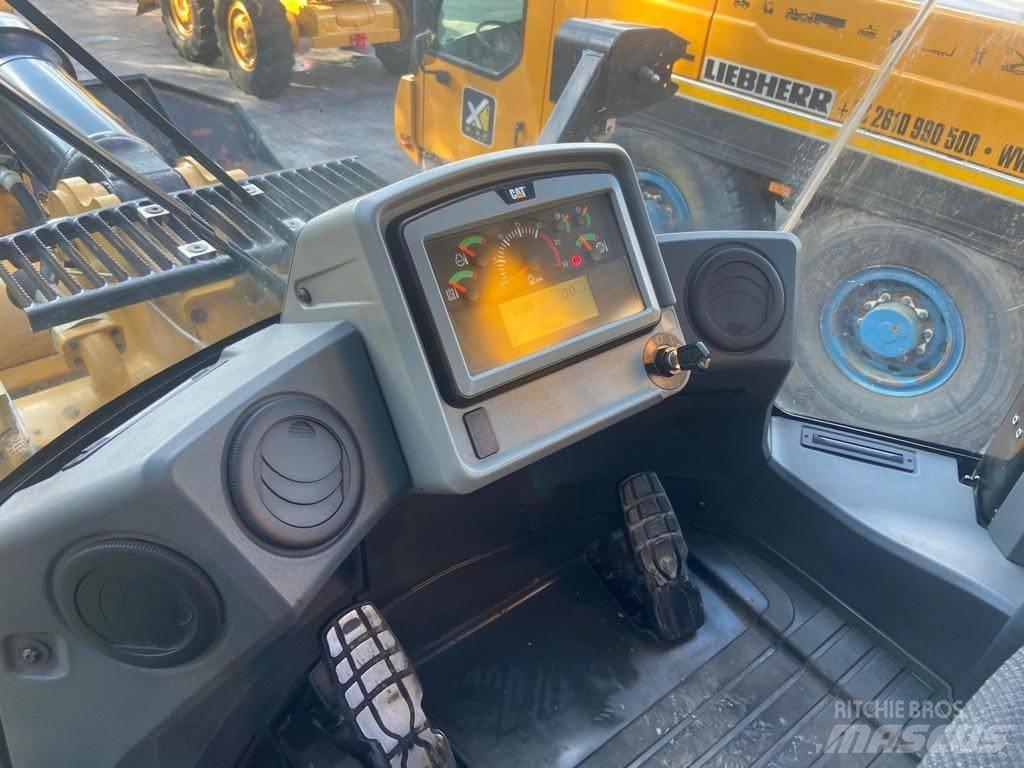CAT 966M XE Kolesni nakladalci