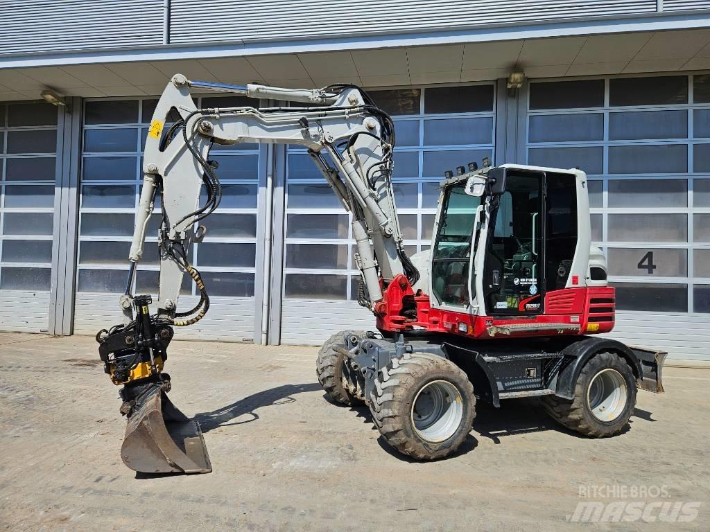 Takeuchi TB295W Bagri na kolesih