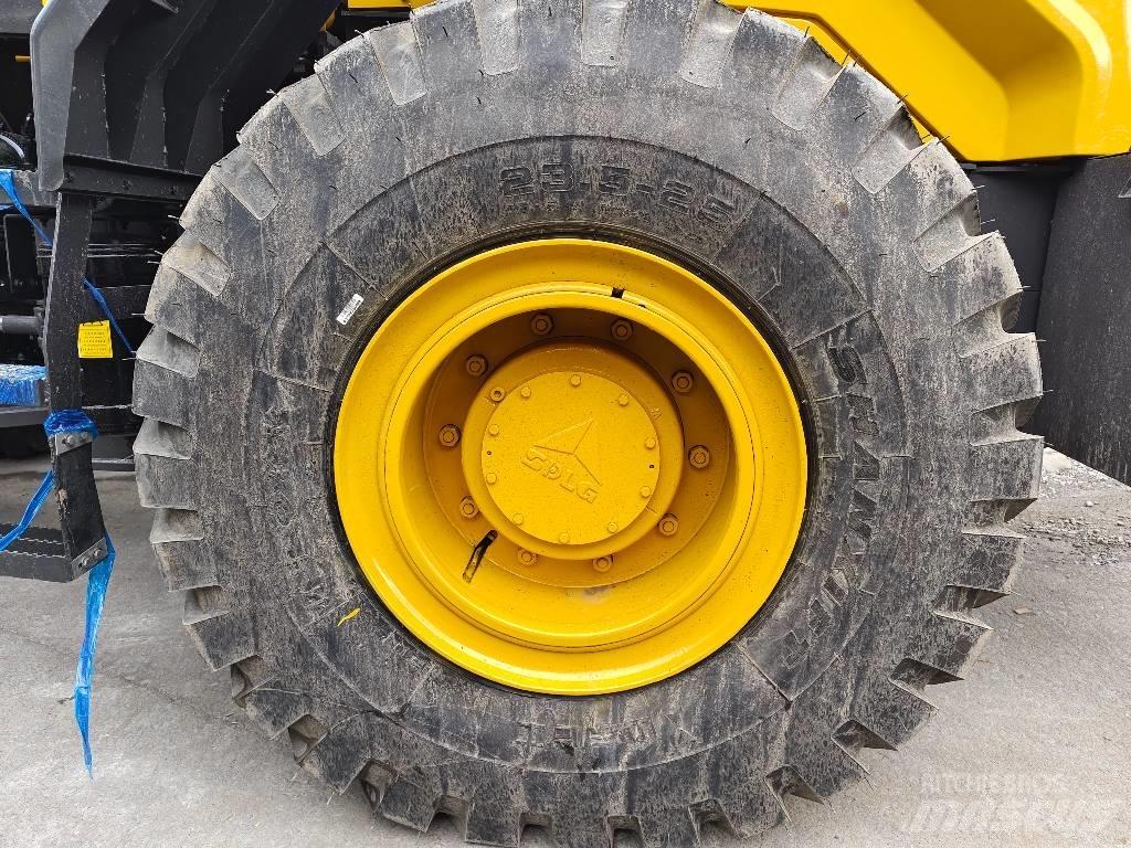 SDLG L 958 F Kolesni nakladalci