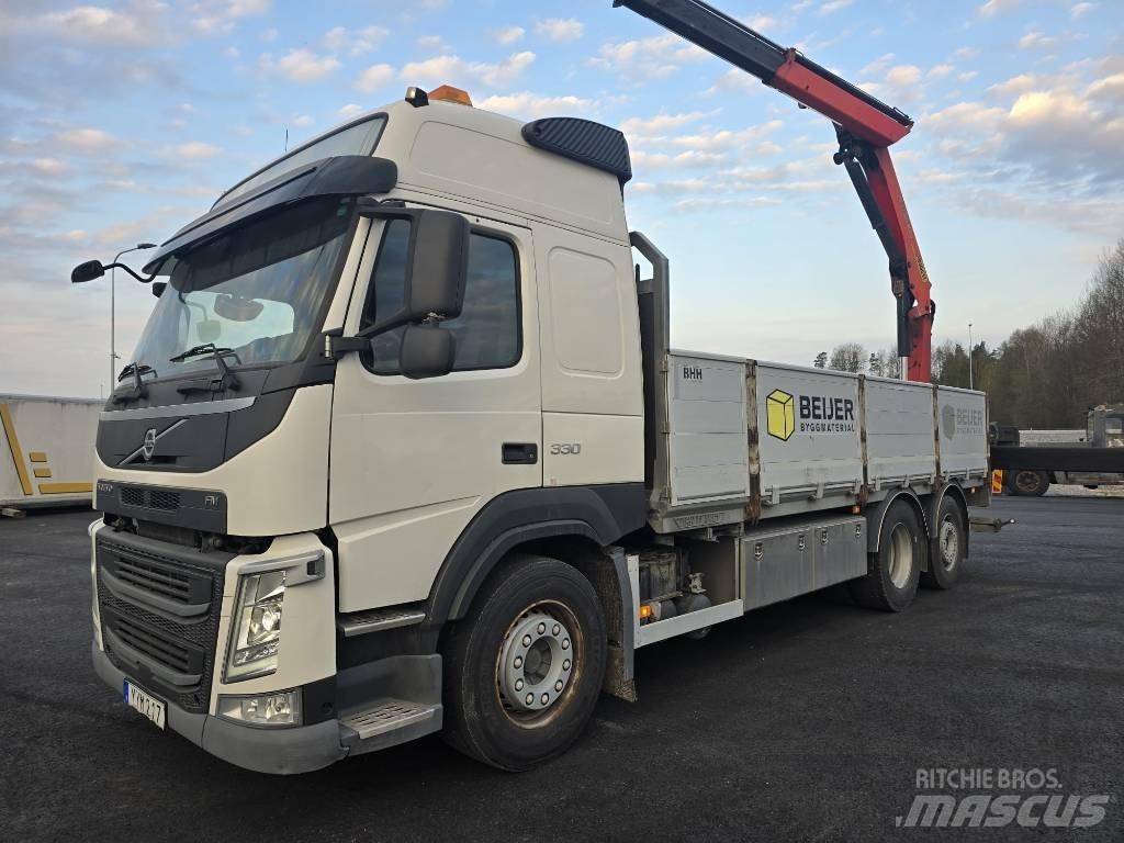 Volvo FM 330 Tovornjaki z žerjavom