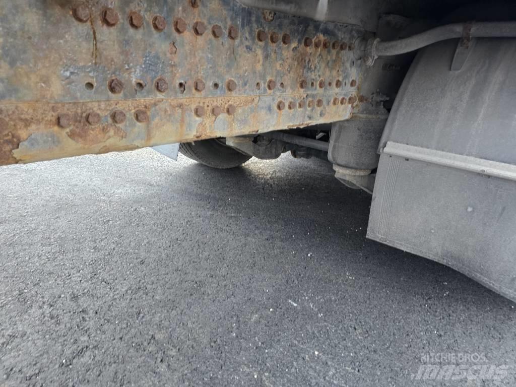 Volvo FM 330 Tovornjaki z žerjavom
