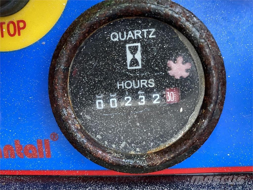 Mantall XE140W Škarjaste dvižne ploščadi