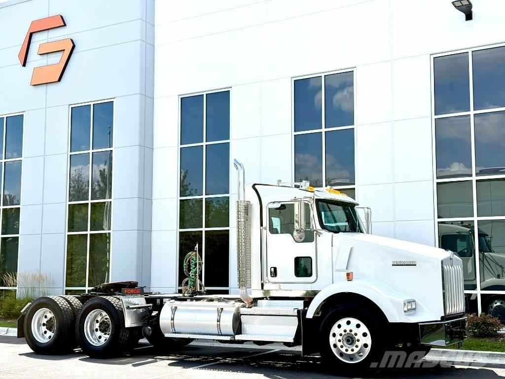 Kenworth T 800 Vlačilci