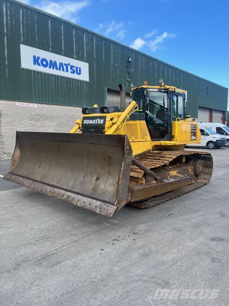 Komatsu D65PX-18E0 Buldožerji goseničarji