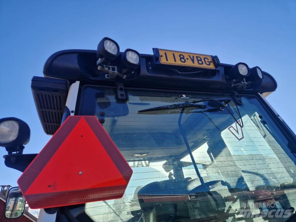 Valtra N 163 Traktorji