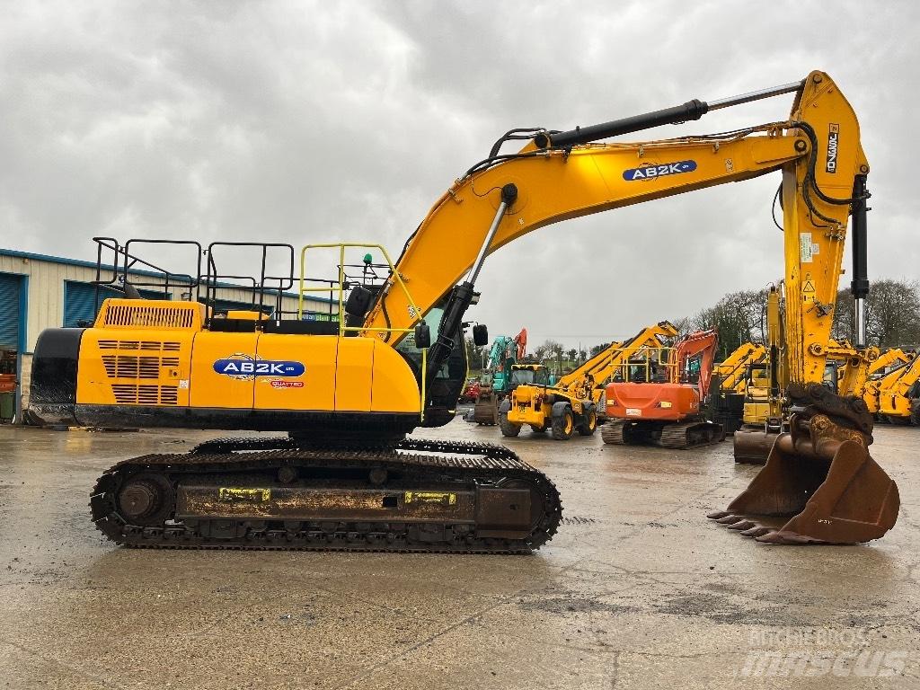 JCB JS370 LC Bagri goseničarji
