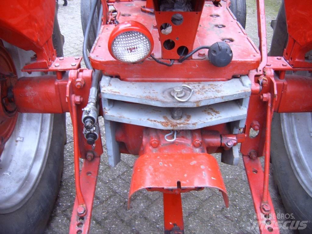 Farmall 560 Traktorji
