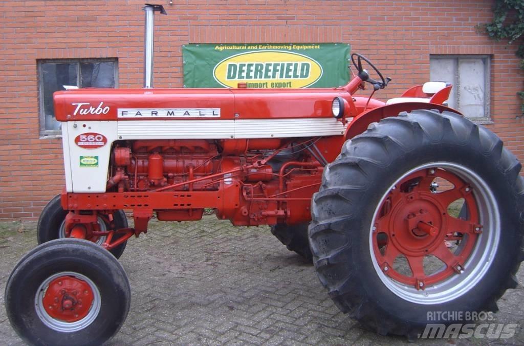 Farmall 560 Traktorji