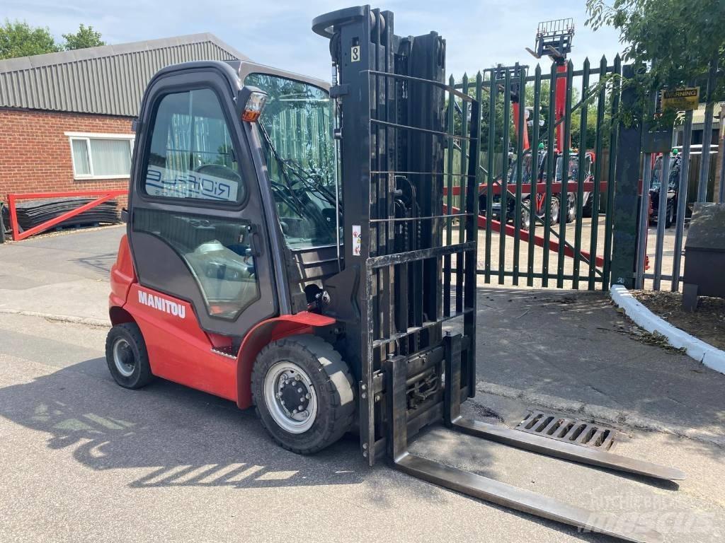 Manitou Mi25D Dizelski viličarji
