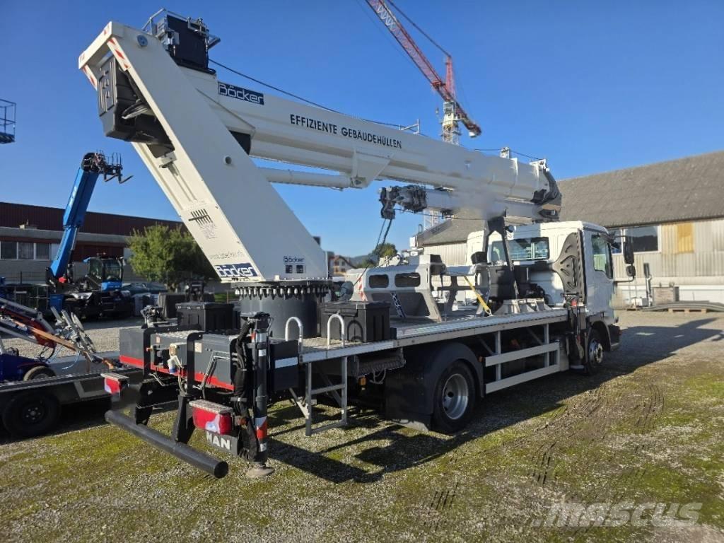 Böcker AK 37/4000 Avtodvigala