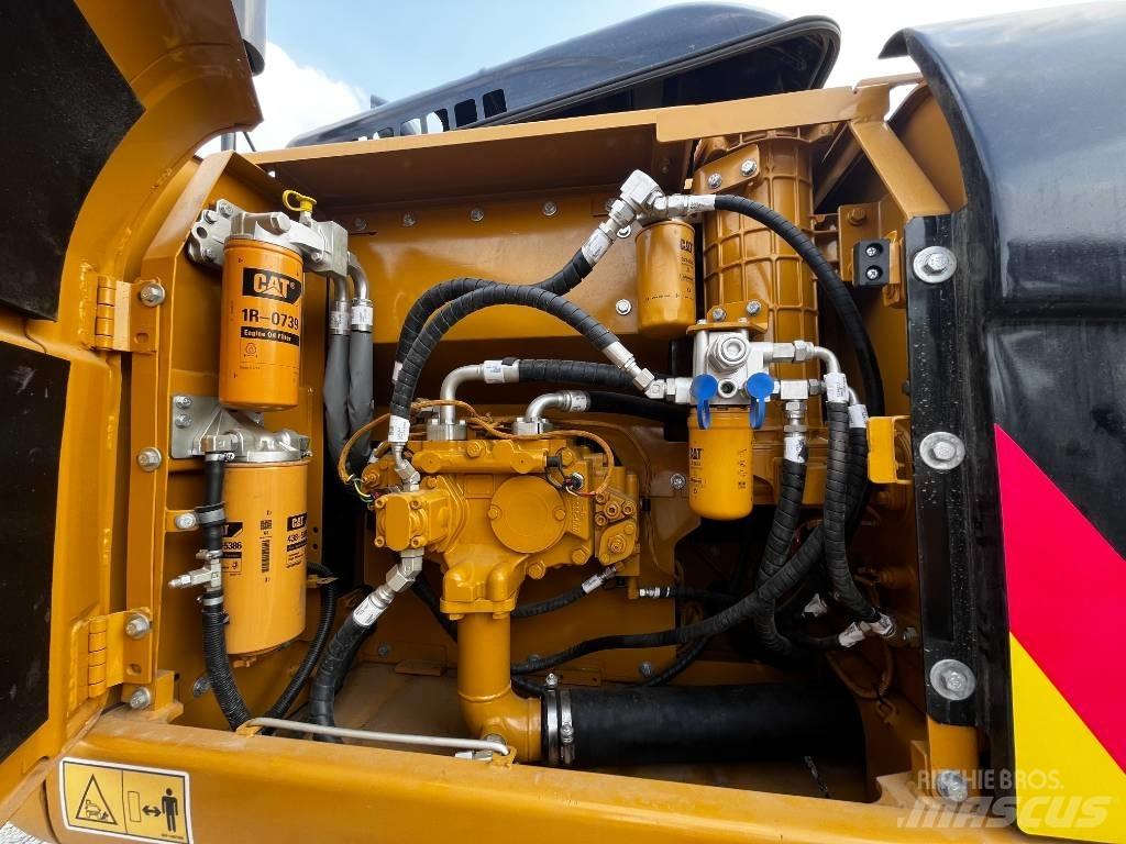 CAT 320 D2L Bagri goseničarji