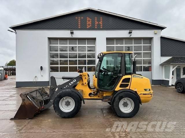 Volvo L 25 F Kolesni nakladalci