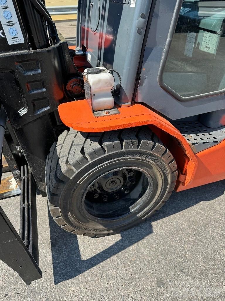 Toyota 8FBMT50 Električni viličarji
