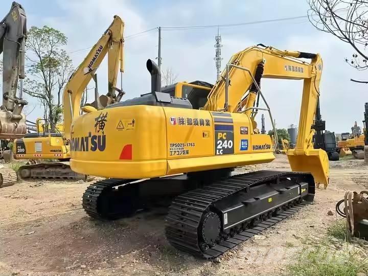 Komatsu PC 240 Bagri goseničarji