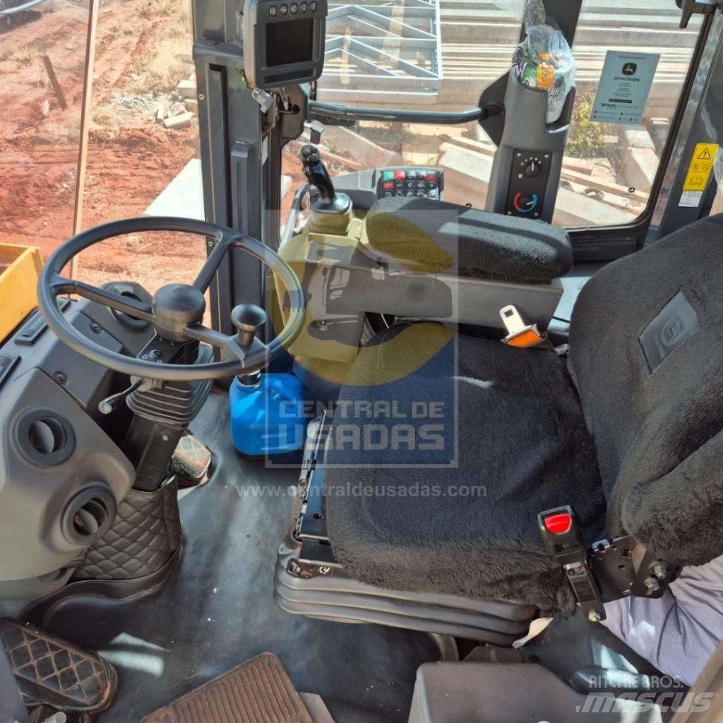 John Deere 524 K - II Kolesni nakladalci