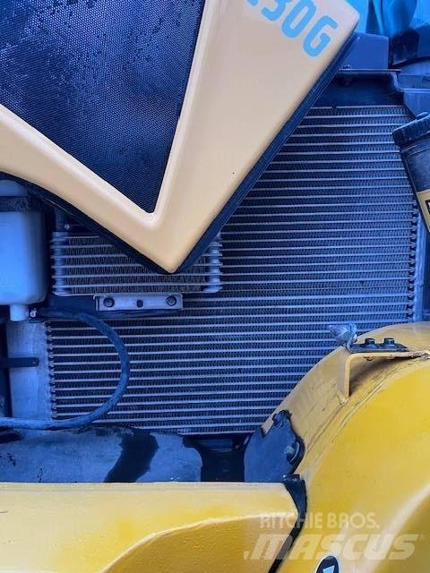 Volvo L 30 G Kolesni nakladalci