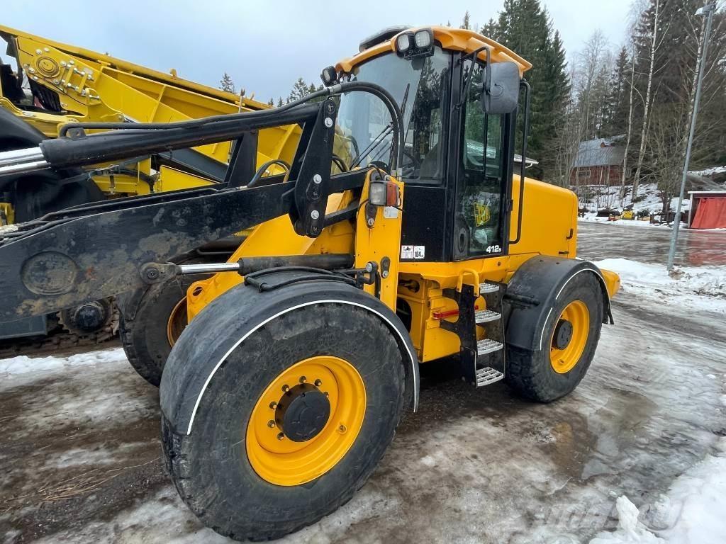 JCB 412 S Kolesni nakladalci