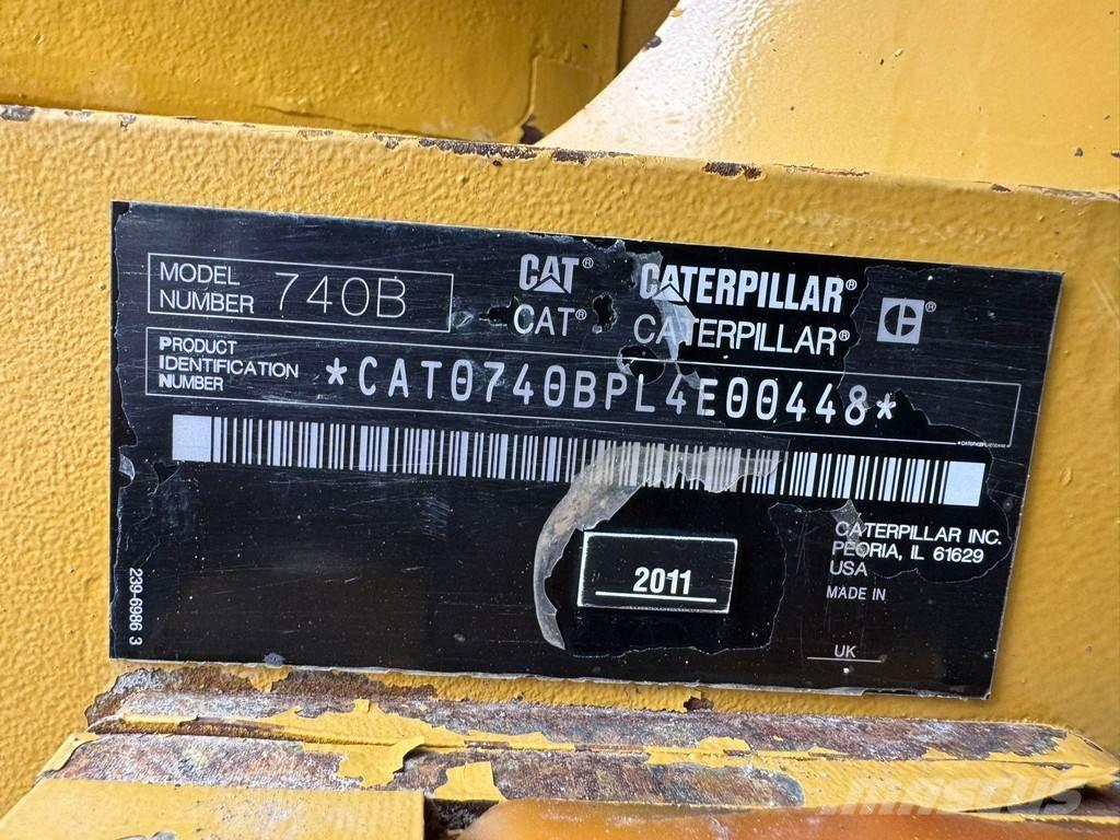 CAT 740B Zglobni demperji