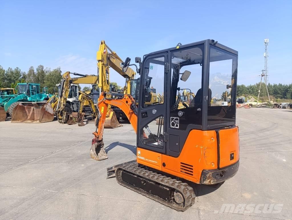 Hitachi ZX 19-5 Mini bagri <7t