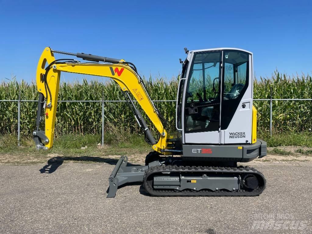 Wacker Neuson ET35 Mini bagri <7t