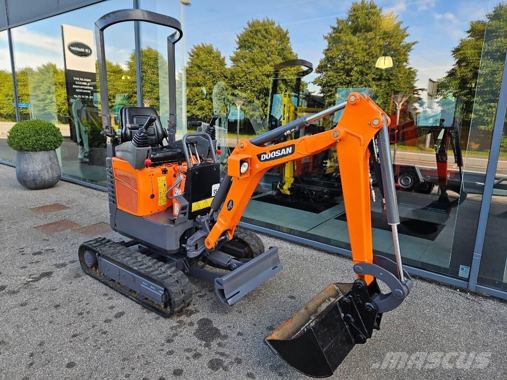 Doosan DX 10 Z Mini bagri <7t