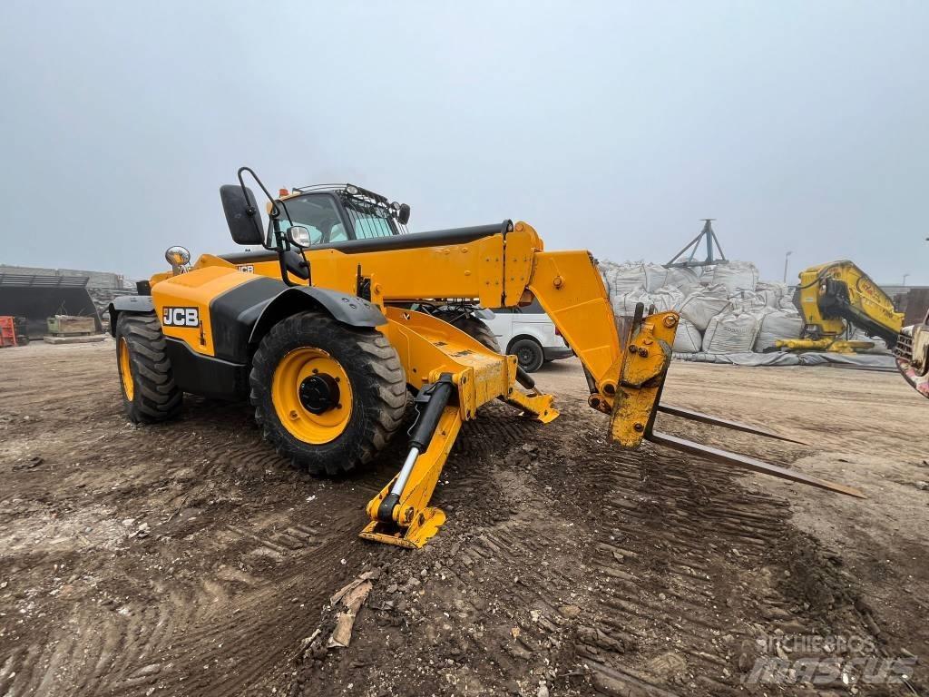 JCB 540-140 Teleskopski viličarji